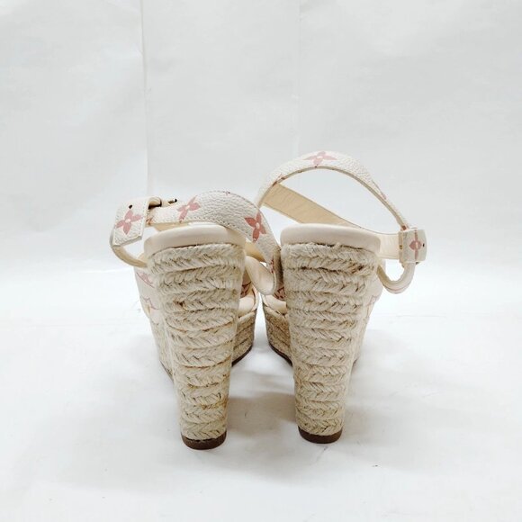 Louis Vuitton Sandals Women Cream Leather (calf) mon-687-092125 - Picture 8 of 9